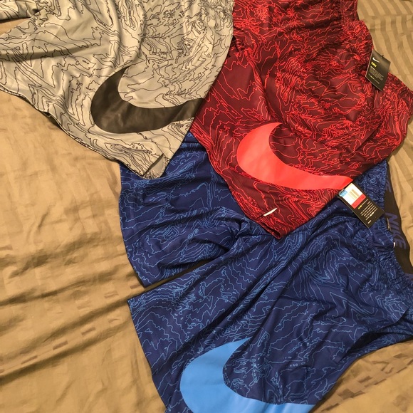 Lot Nike DRi-FIT athletic shorts large NWT - Picture 3 of 8